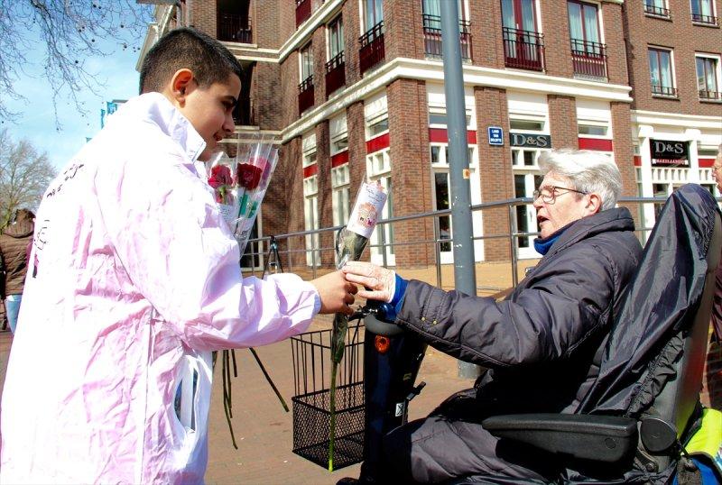 Hollanda'da 'Buyurun ben Müslümanım' etkinliği