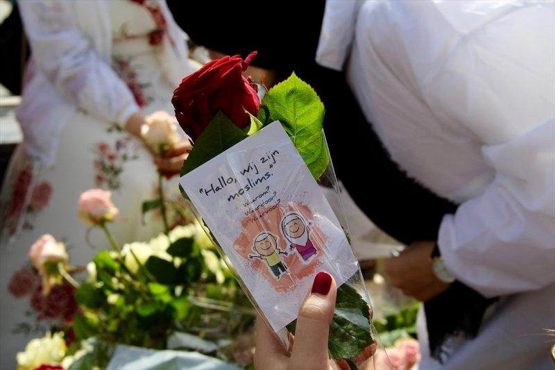 Hollanda'da 'Buyurun ben Müslümanım' etkinliği