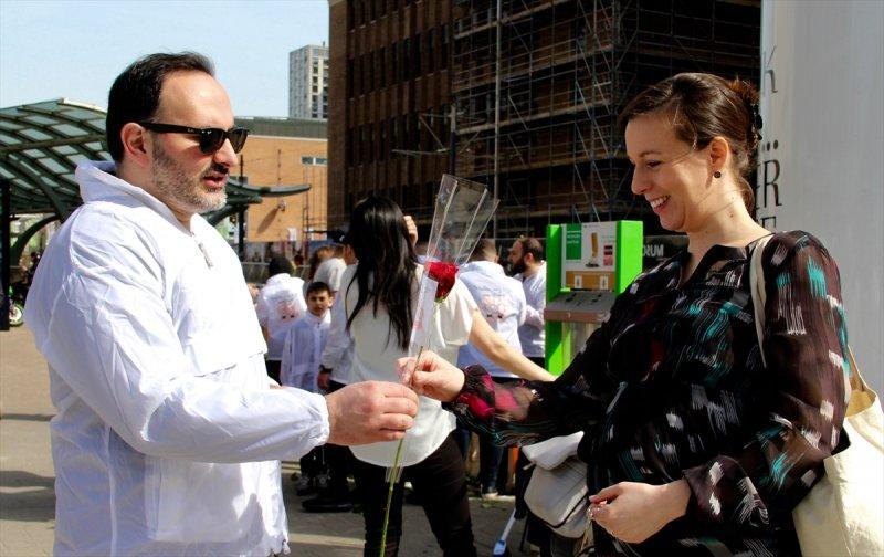 Hollanda'da 'Buyurun ben Müslümanım' etkinliği