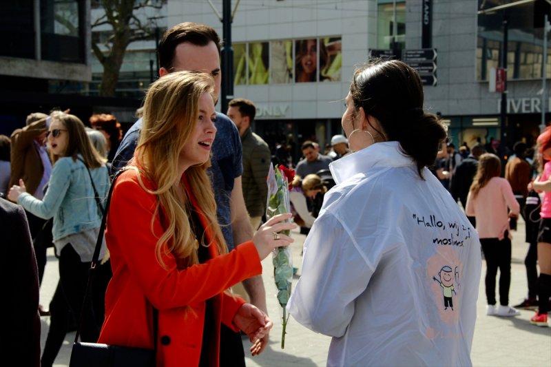 Hollanda'da 'Buyurun ben Müslümanım' etkinliği