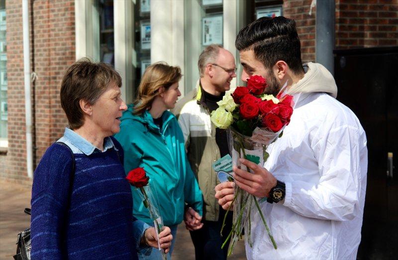 Hollanda'da 'Buyurun ben Müslümanım' etkinliği