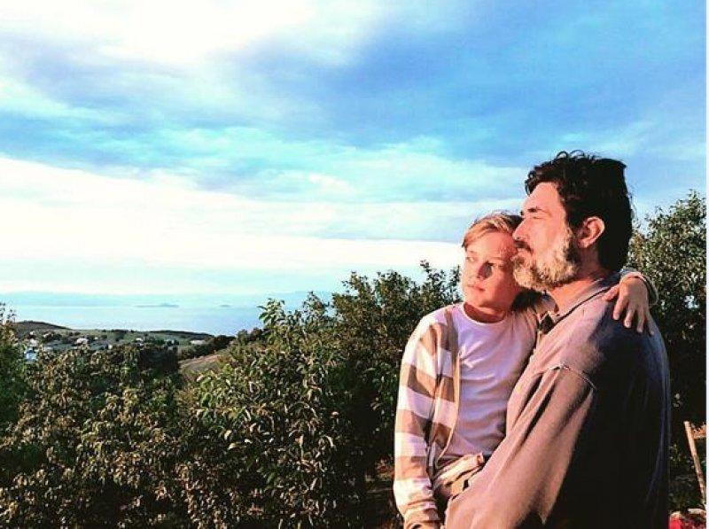 Burak Hakkı'nın çiftlik hayatı