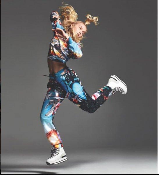 Aleyna Tilki sevgilisiyle gecelerde 