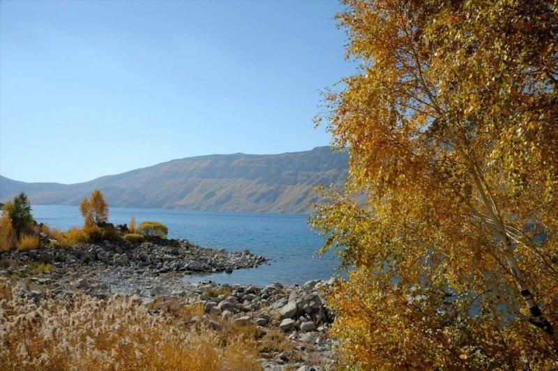 Türkiye'nin en büyük krater gölü: Nemrut
