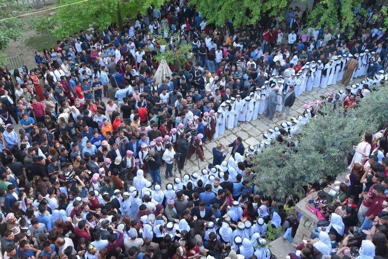 Ezidiler 'Kırmızı Çarşamba Bayramı'nı kutladı