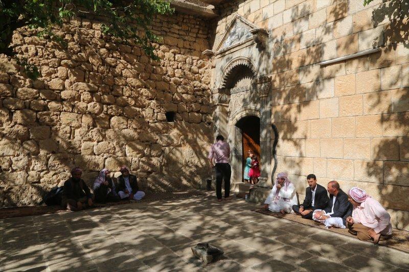 Ezidiler 'Kırmızı Çarşamba Bayramı'nı kutladı