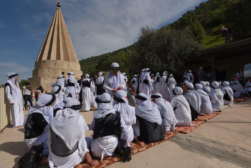 Ezidiler 'Kırmızı Çarşamba Bayramı'nı kutladı
