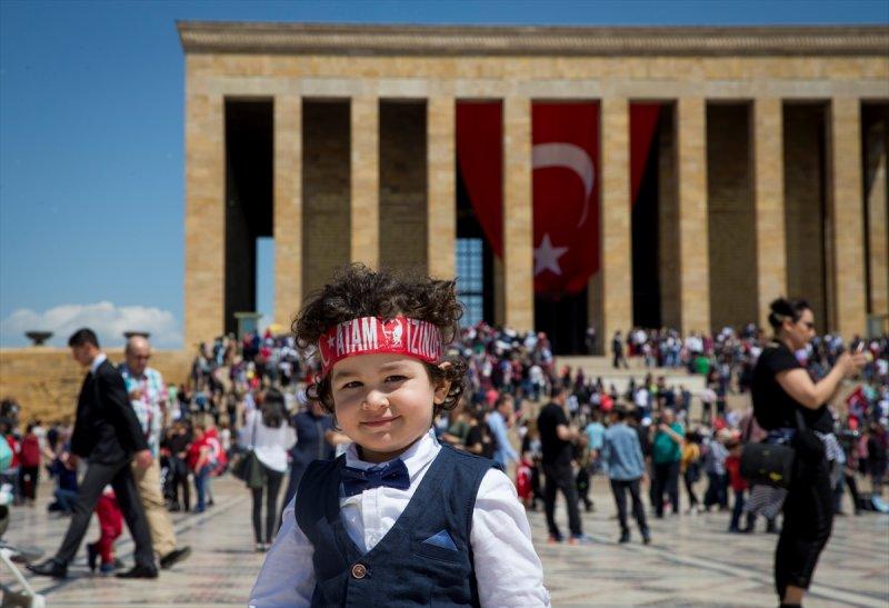 23 Nisan yurt genelinde kutlanıyor