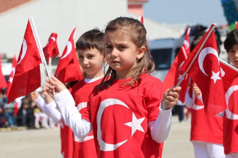 23 Nisan yurt genelinde kutlanıyor