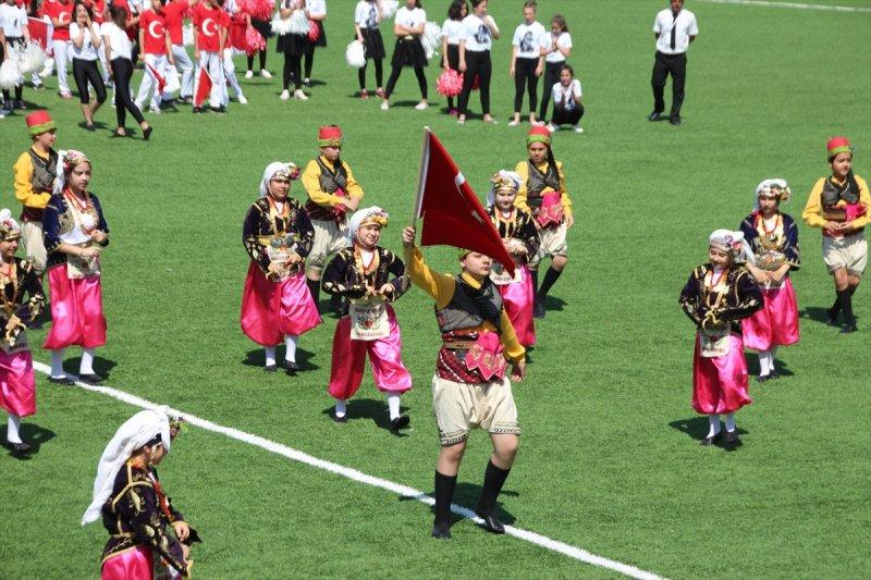 23 Nisan yurt genelinde kutlanıyor