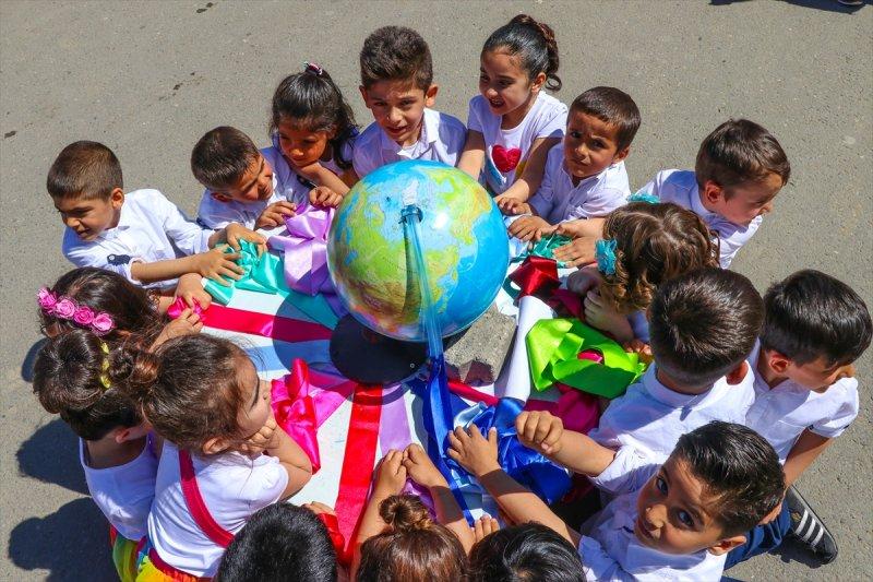 23 Nisan yurt genelinde kutlanıyor