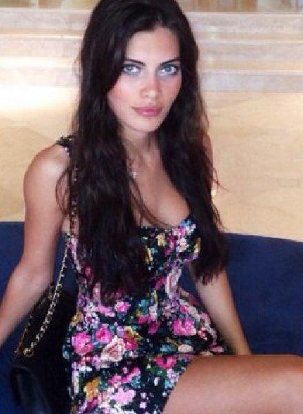 Ceren Hindistan hakkında yapılan iddialara açıklama getirdi 