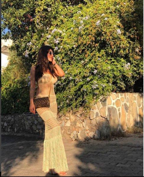 Ceren Hindistan hakkında yapılan iddialara açıklama getirdi 