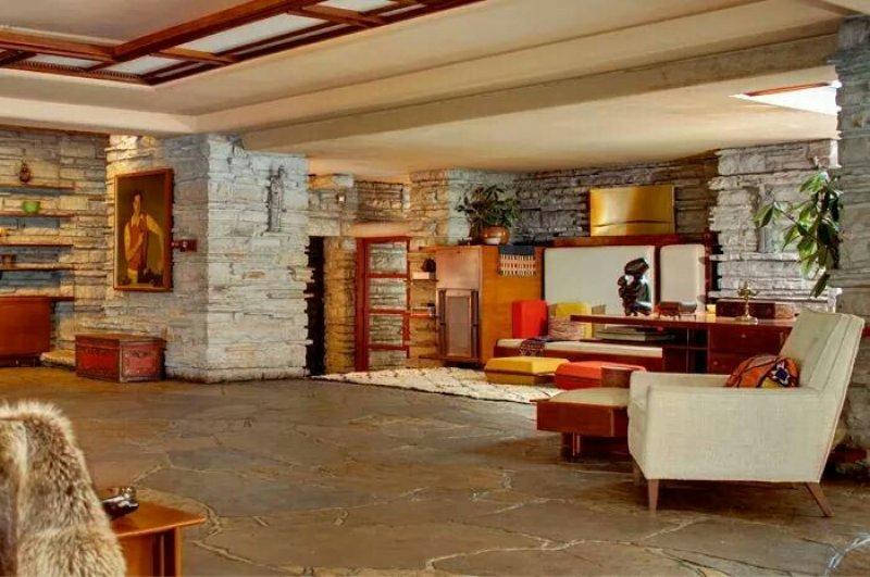 Doğa ile İç içe bir mimari harikası şelale evi 