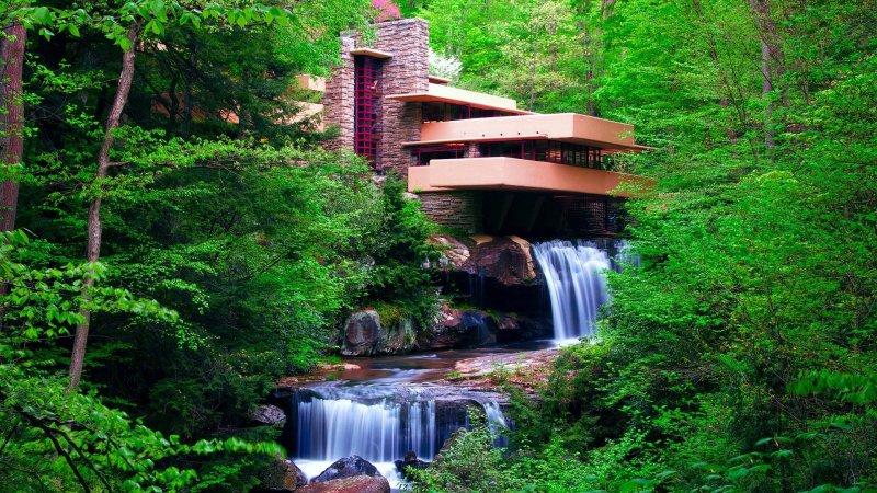 Doğa ile İç içe bir mimari harikası şelale evi 