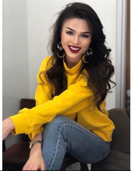 Hakan Sabancı'dan sevgilisi  Aslıhan Karalar'a sürpriz parti 