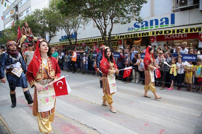 6 ton mesir macunu halka saçıldı - Resim 10