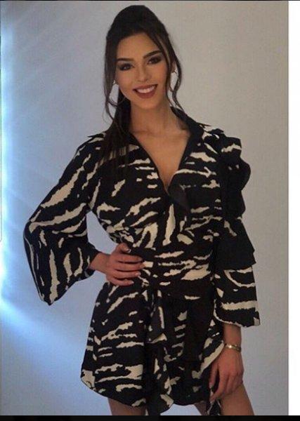 Hakan Sabancı'dan sevgilisi  Aslıhan Karalar'a sürpriz parti 