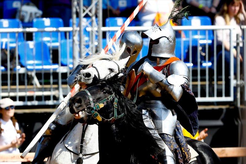 Şövalye Festivali nefesleri kesti