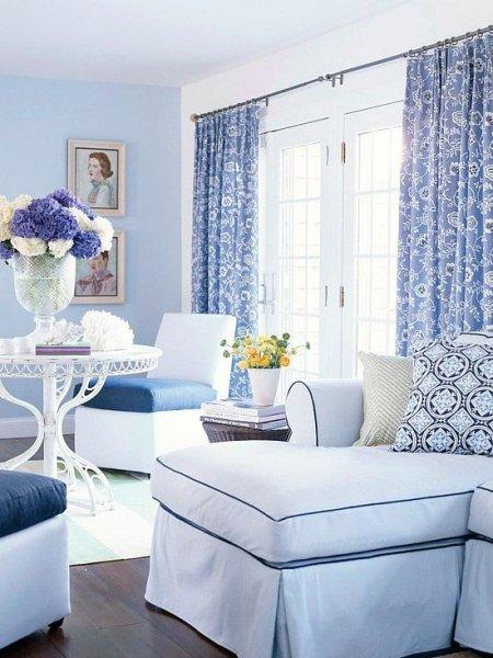 Dekorasyonda mavi ve beyaz uyumu 