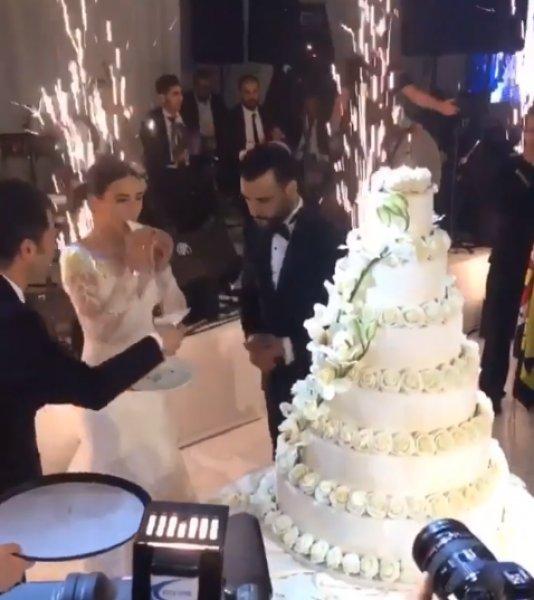 Alişan ve Buse Varol evlendi 