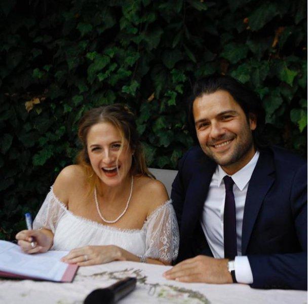 Kenan Ece ve Canan Ergüder'in bebekleri dünyaya geldi