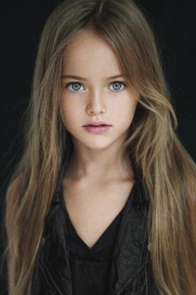 Dünyanın en güzel çocuğu Kristina Pimenova büyüyor