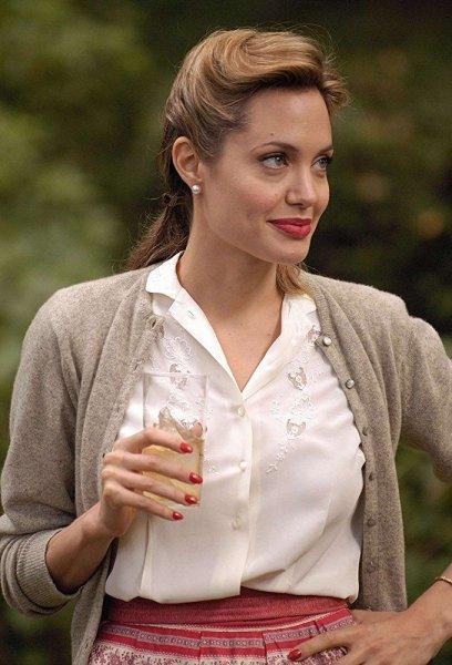 Angelina Jolie'nin 43'üncü yaşına özel 43 fotoğraf