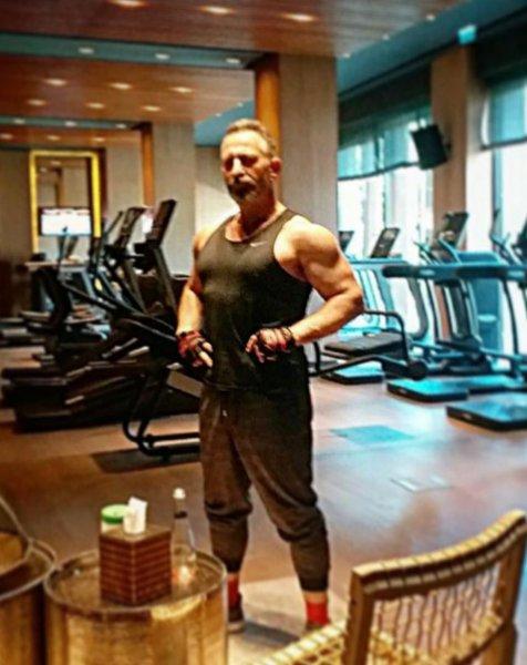 Zayıflayarak bambaşka biri olan ünlüler 