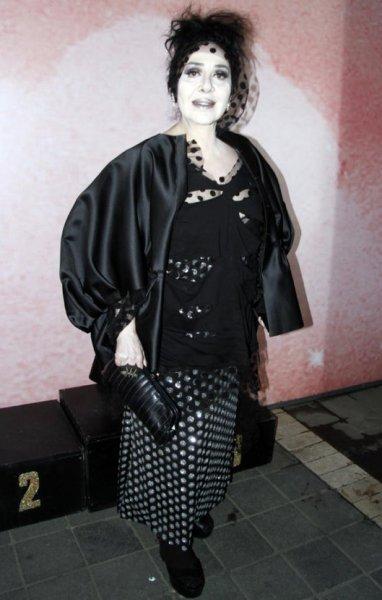 Zayıflayarak bambaşka biri olan ünlüler 