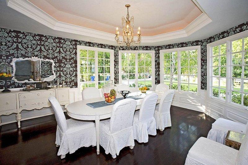 Güzel oyuncu Denise Richards’ın muhteşem evi 