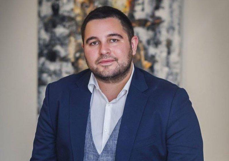 Zayıflayarak bambaşka biri olan ünlüler 