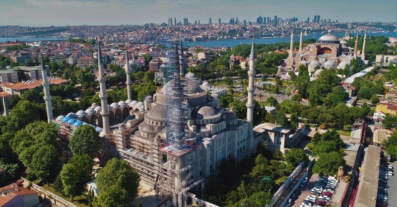 Sultanahmet Camii’nde dev restorasyon havadan görüntülendi