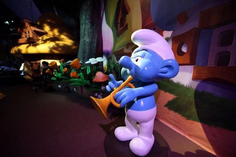 Şirinler Köyü Brüksel'de açıldı 