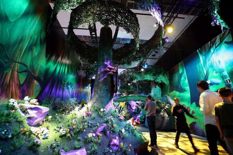 Şirinler Köyü Brüksel'de açıldı 