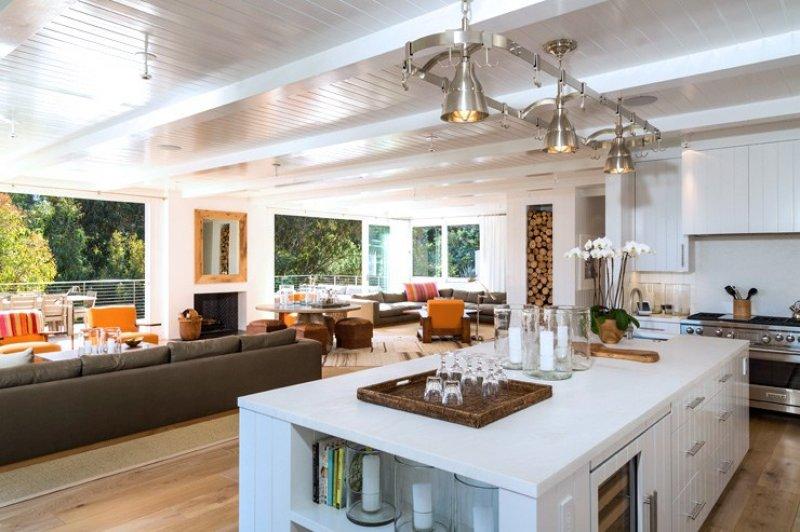 Ünlü model Cindy Crawford evini 45 milyon dolara sattı