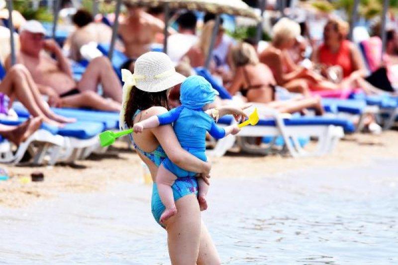 Bodrum plajlarında Bayram yoğunluğu