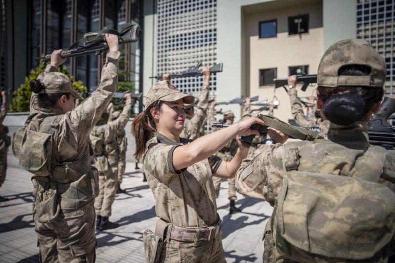 Geleceğin kahraman kadın jandarmaları