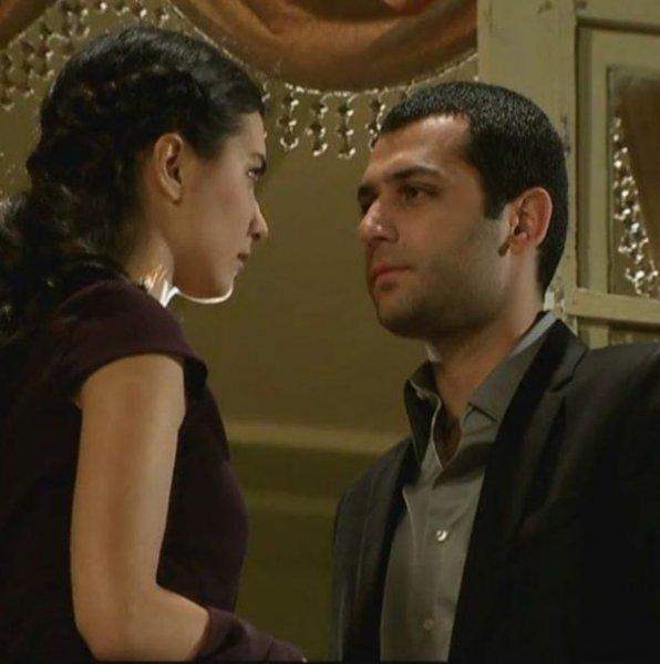 Tuba Büyüküstün ve Murat Yıldırım yeni proje için tekrar bir arada 