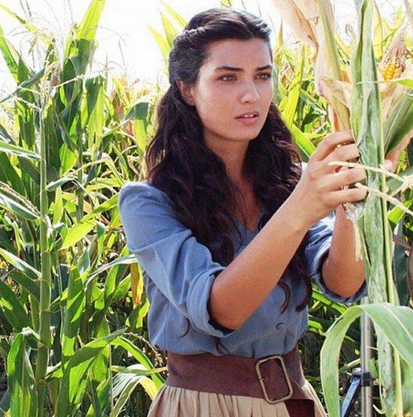 Tuba Büyüküstün ve Murat Yıldırım yeni proje için tekrar bir arada 