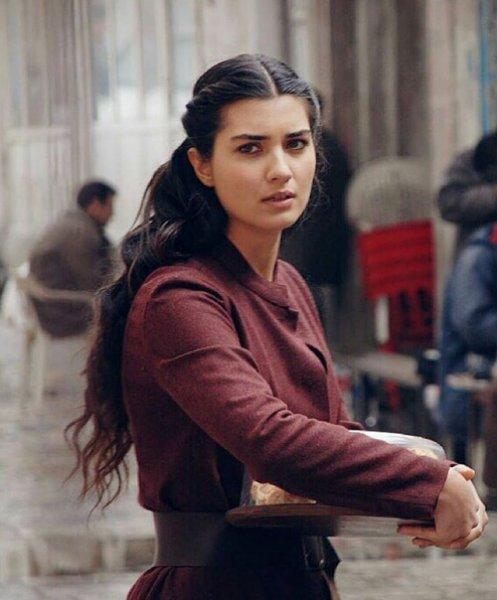 Tuba Büyüküstün ve Murat Yıldırım yeni proje için tekrar bir arada 