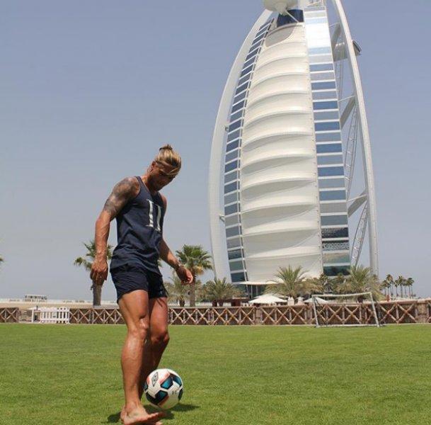 İzlanda Milli Takımı oyuncusu Rurik Gislason'a büyük ilgi 