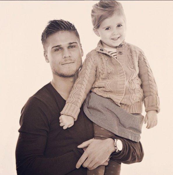 İzlanda Milli Takımı oyuncusu Rurik Gislason'a büyük ilgi 