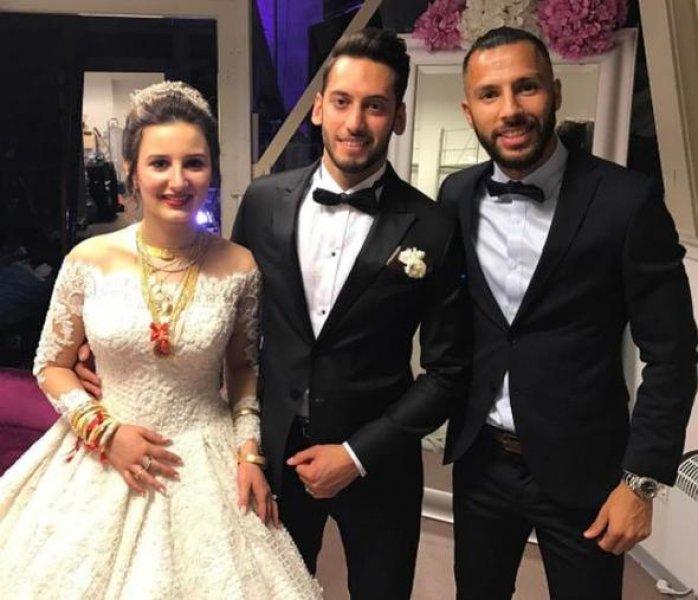 Hakan Çalhanoğlu boşanıyor iddiası 