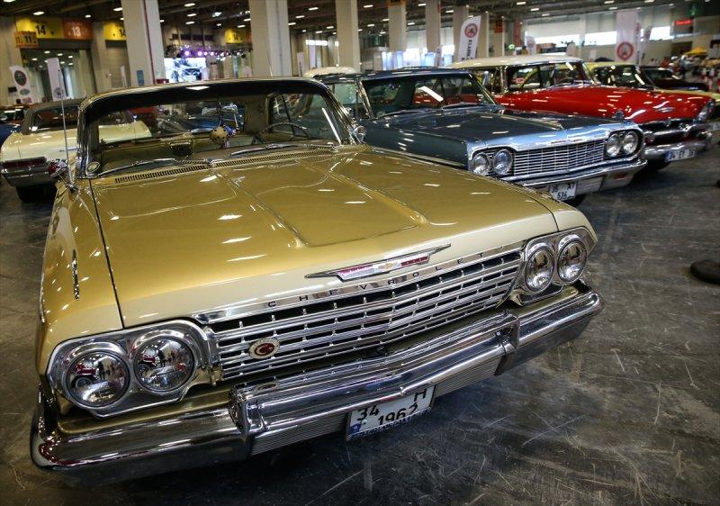  Klasik otomobilciler festivalde buluştu