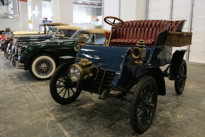  Klasik otomobilciler festivalde buluştu