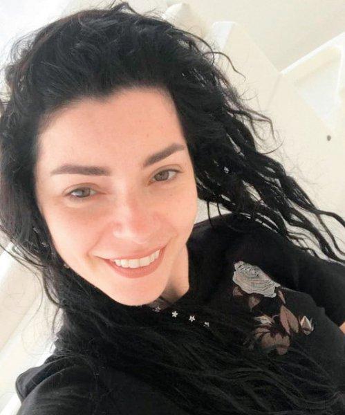 Ünlülerin makyajsız hali