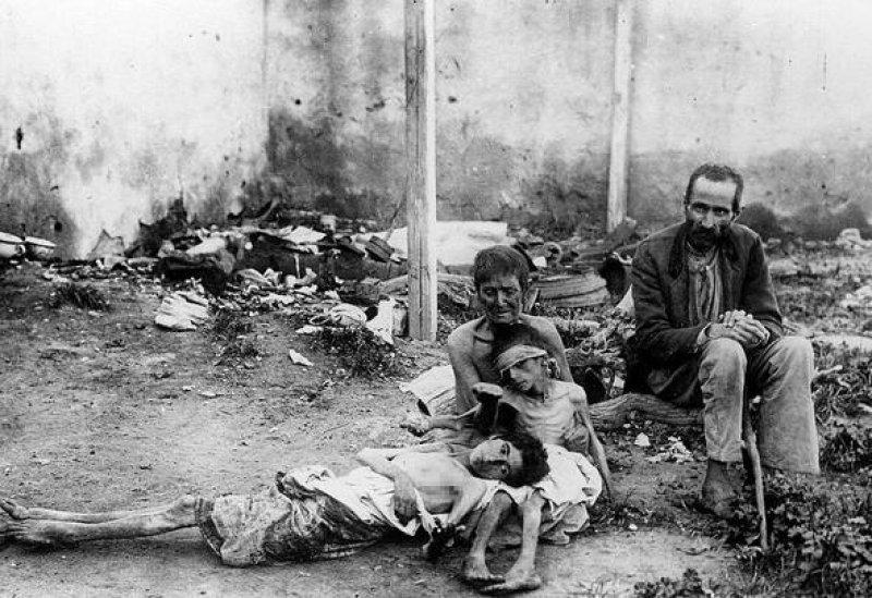 Rusya'daki kıtlığın korkunç fotoğrafları ortaya çıktı 