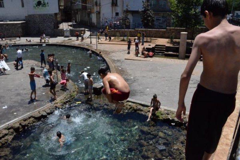 Diyarbakır 52 dereceyi gördü