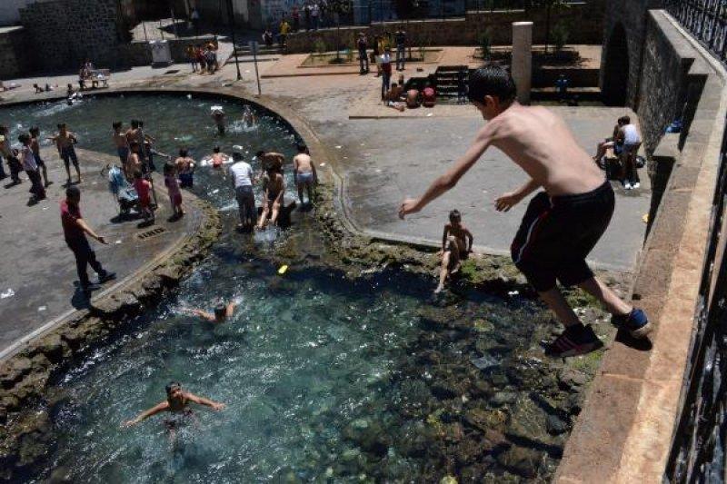 Diyarbakır 52 dereceyi gördü